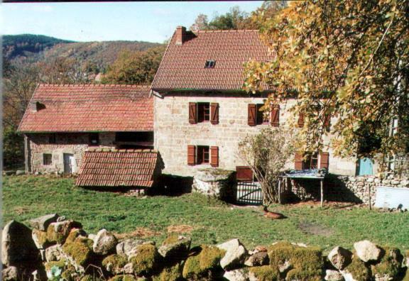 B&B Petite Ferme D'Autrefois Saint-Georges-Nigremont Dış mekan fotoğraf